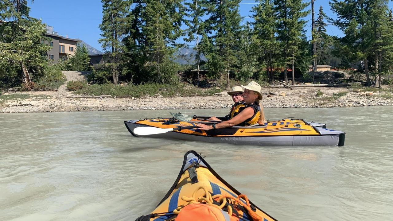 Vagabond Lodge At Kicking Horse Golden Esterno foto